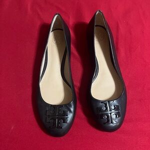 Tory Burch Black Patent Leather Loafers with Buckle